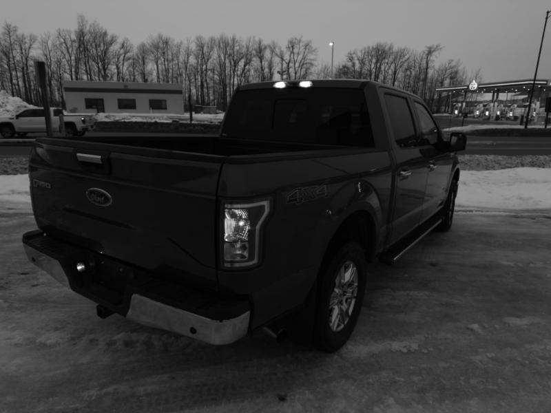 Ford F-150 XL SuperCrew 5.5-ft. Bed 4WD 2015