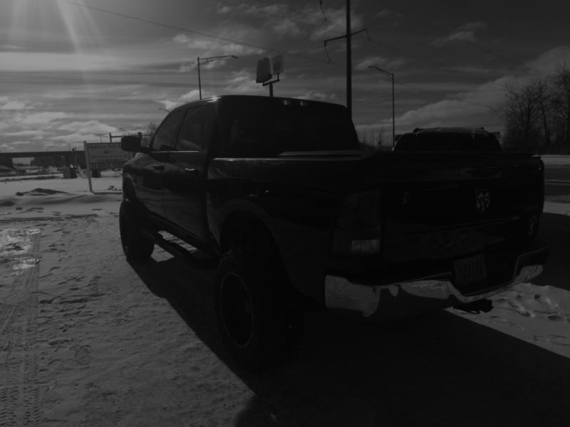 RAM 1500 Tradesman Crew Cab SWB 4WD 2017