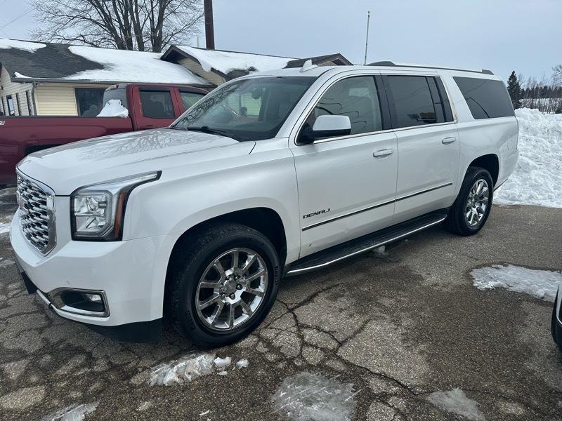 GMC Yukon XL Denali 4WD 2018