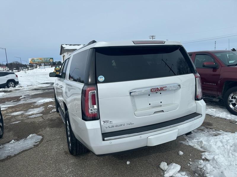 GMC Yukon XL Denali 4WD 2018