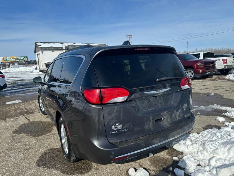 Chrysler Pacifica Touring-L 2017