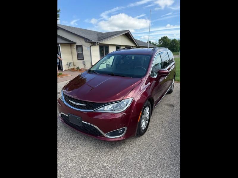 Chrysler Pacifica Touring-L 2017