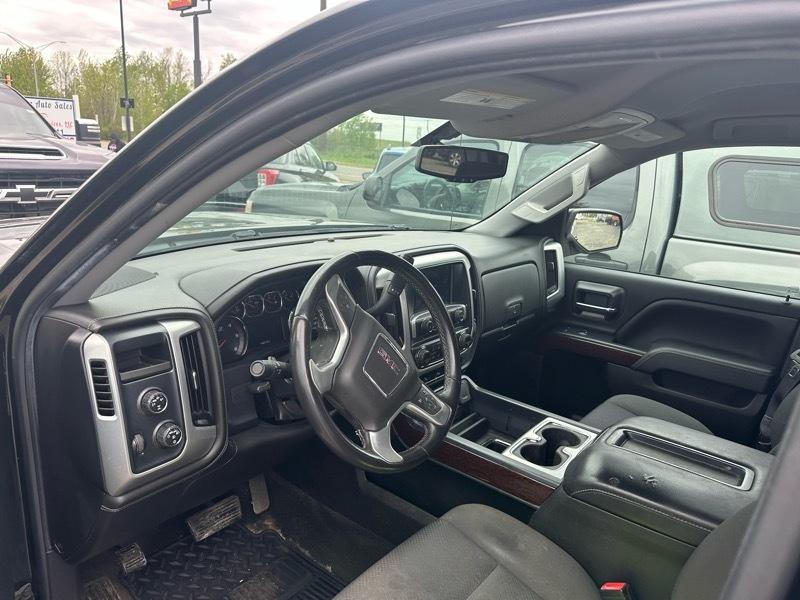 GMC Sierra 1500 SLE Crew Cab Short Box 4WD 2015