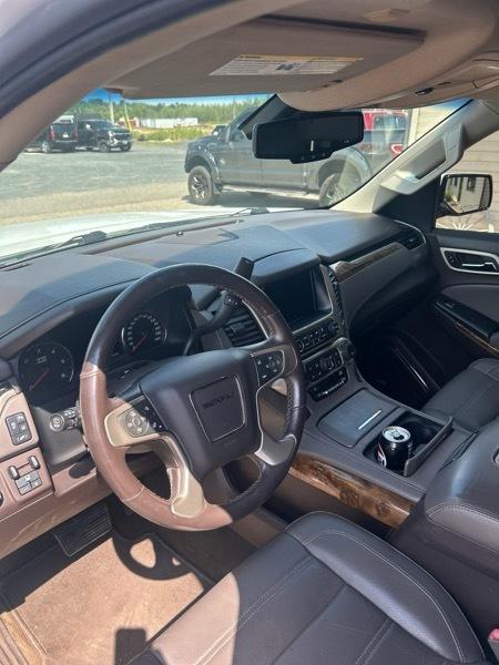 GMC Yukon Denali 4WD 2015