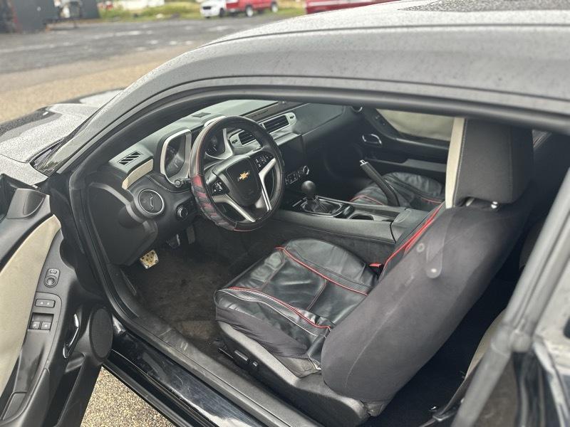 Chevrolet Camaro Coupe 1LT 2012