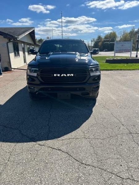 RAM 1500 Laramie Crew Cab SWB 4WD 2019