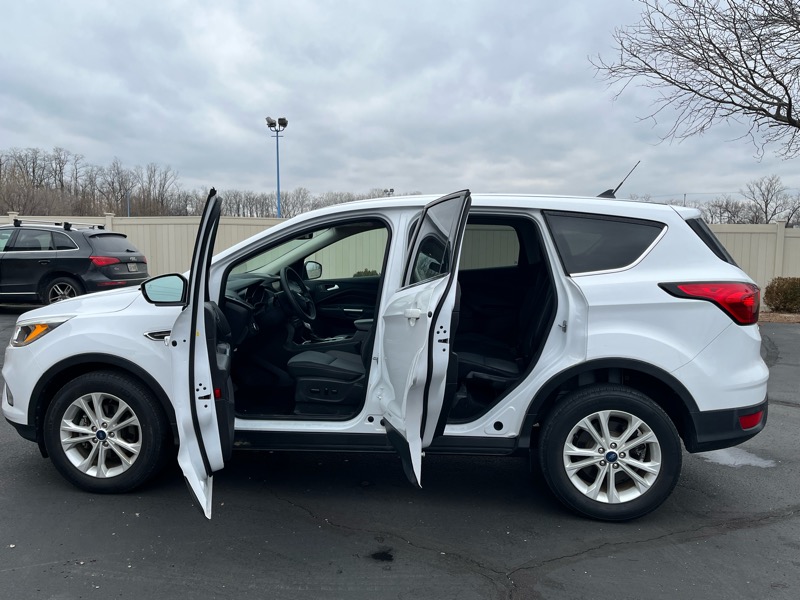 Ford Escape SE FWD 2019