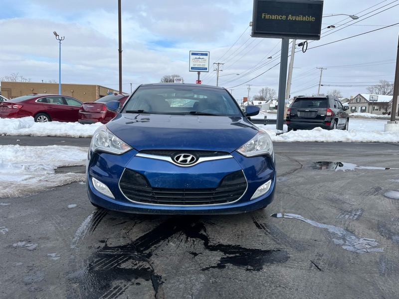 Hyundai Veloster Base 6MT 2017