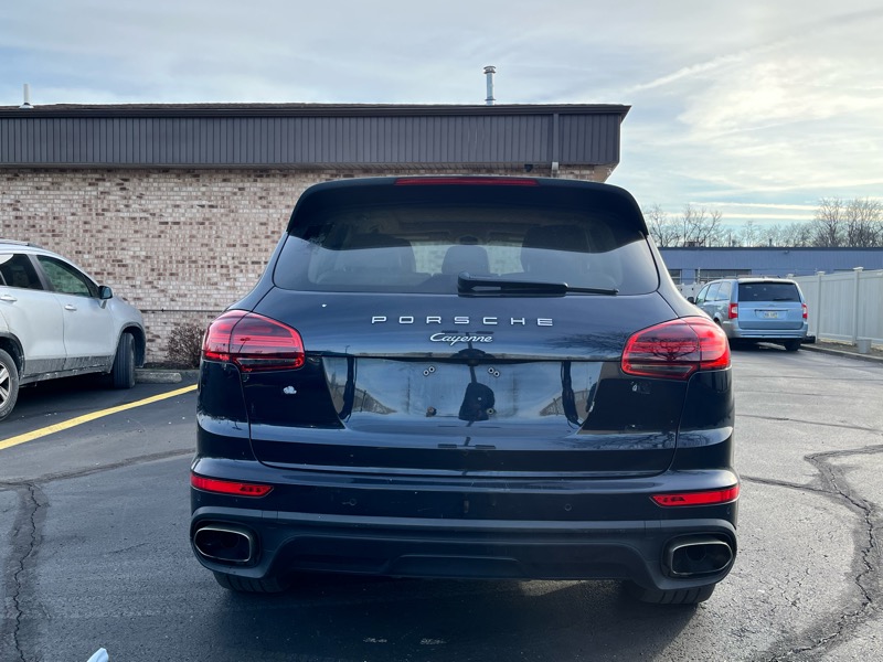 Porsche Cayenne Base 2017