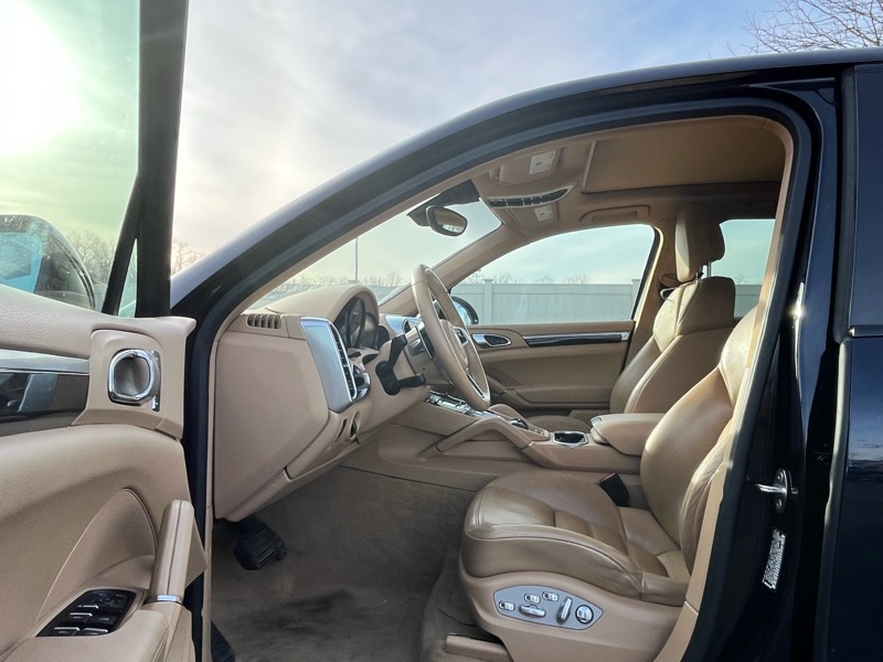 Porsche Cayenne Base 2017