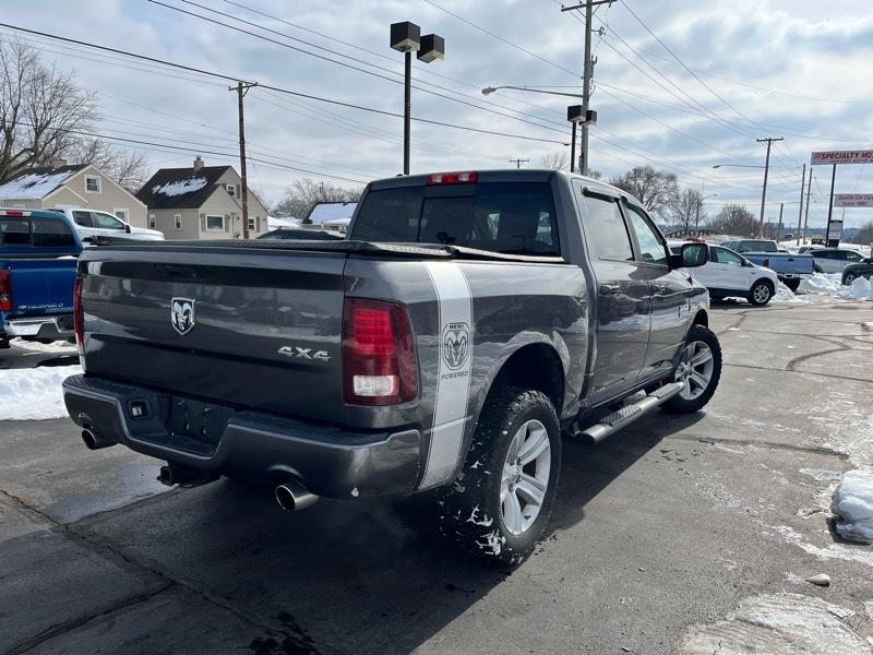 RAM 1500 Sport Crew Cab SWB 4WD 2017