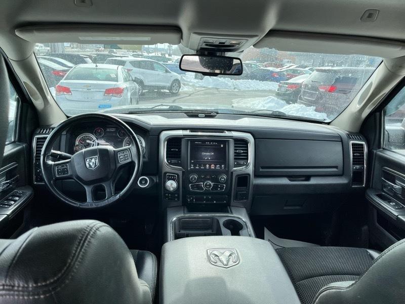 RAM 1500 Sport Crew Cab SWB 4WD 2017