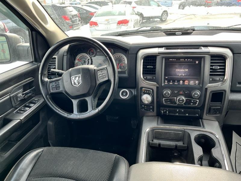 RAM 1500 Sport Crew Cab SWB 4WD 2017