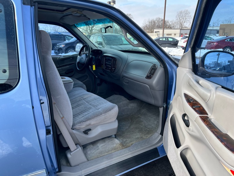 Ford F-150 SuperCab Short Bed 2WD 1997