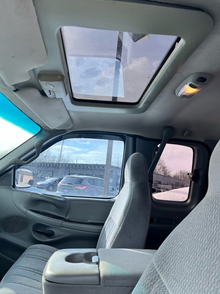 Ford F-150 SuperCab Short Bed 2WD 1997