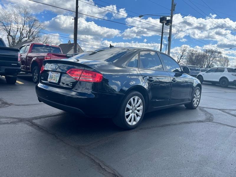 Audi A4 2.0T Sedan quattro Tiptronic 2012