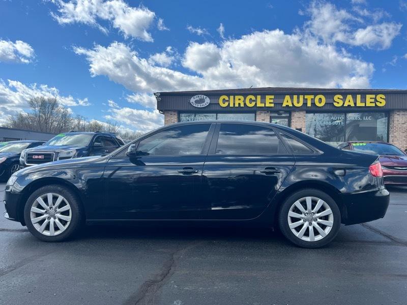 Audi A4 2.0T Sedan quattro Tiptronic 2012