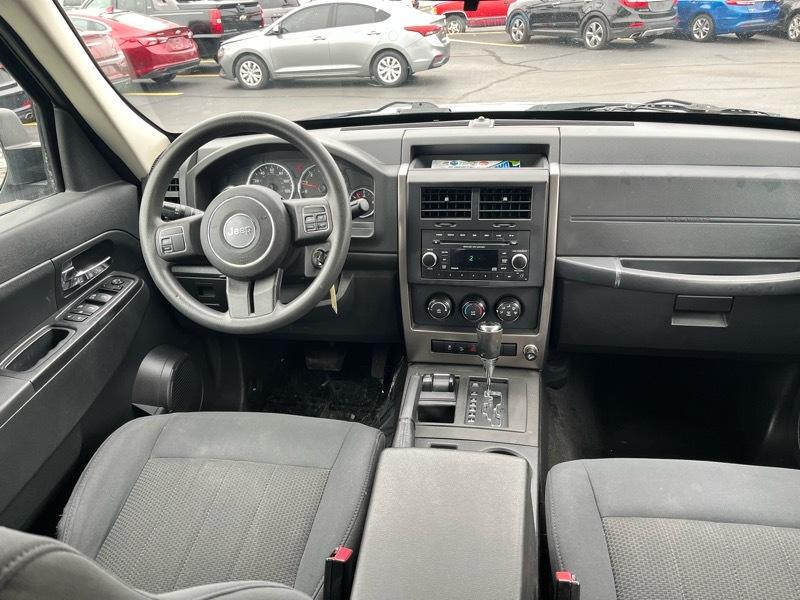 Jeep Liberty Sport 4WD 2012