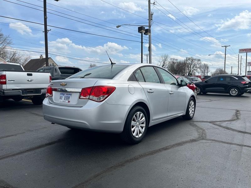 Chevrolet Cruze 2LS 2011