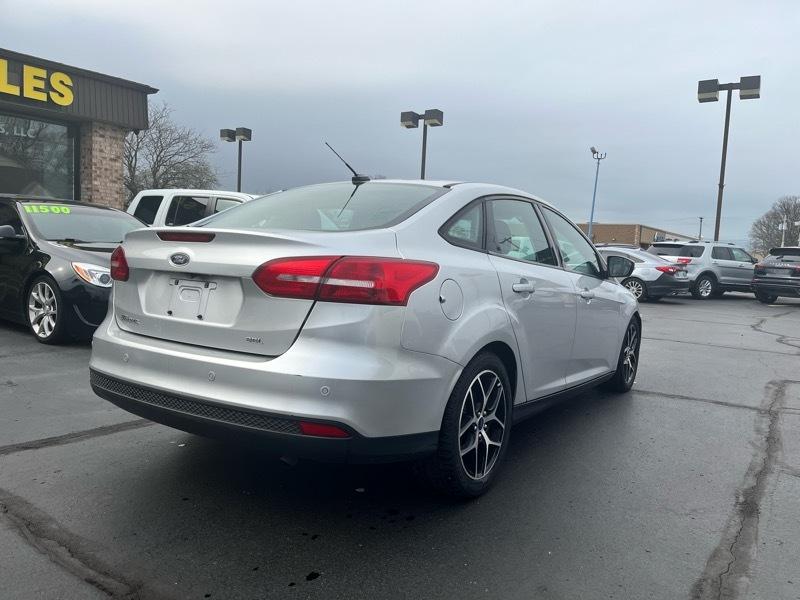 Ford Focus SEL Sedan 2017