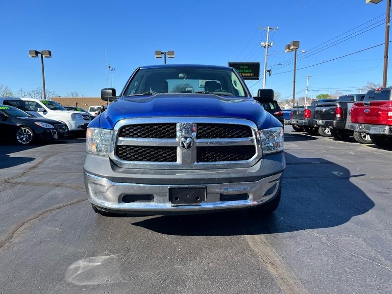 RAM 1500 4WD Crew Cab 140.5" Big Horn 2017