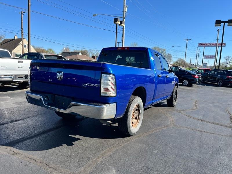 RAM 1500 4WD Crew Cab 140.5" Big Horn 2017