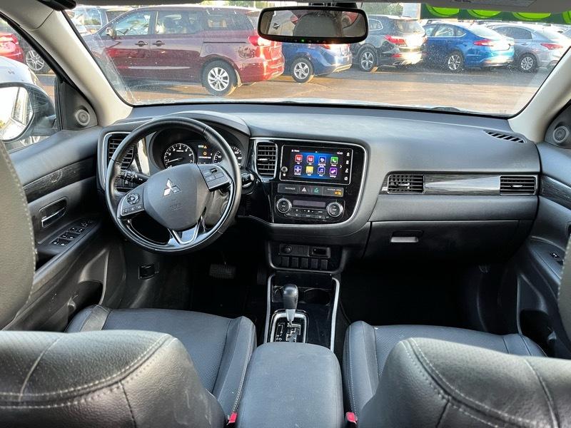 Mitsubishi Outlander SEL AWD 2017