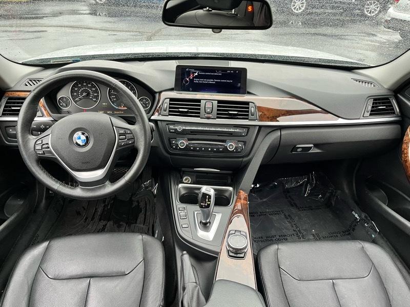 BMW 3-Series 328i xDrive Sedan 2014