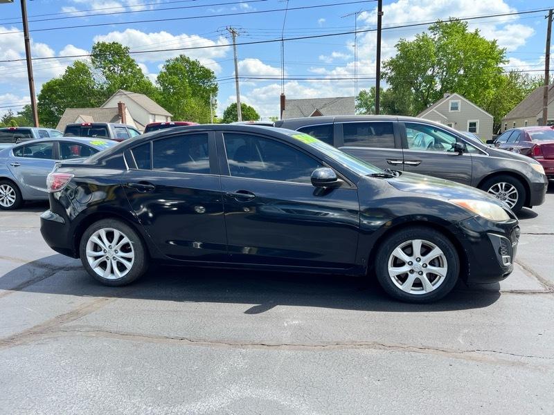 Mazda MAZDA3 s Sport 4-Door 2011