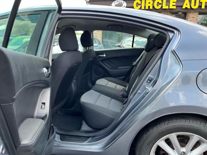 Kia Forte LX 6A 2017