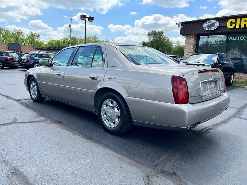 Cadillac DeVille Sedan 2002