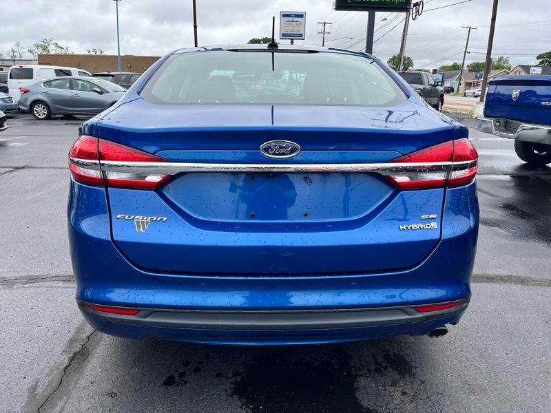 Ford Fusion Hybrid SE 2018