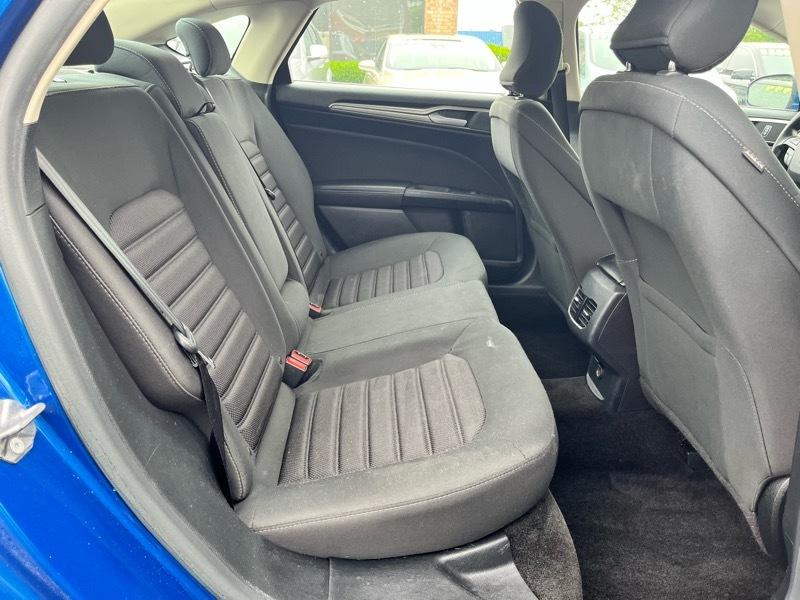 Ford Fusion Hybrid SE 2018