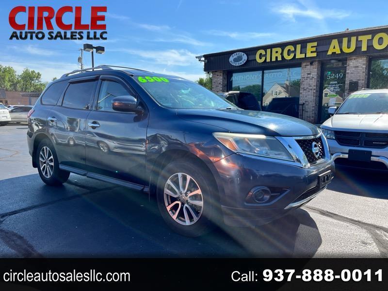 Nissan Pathfinder SV 4WD 2013