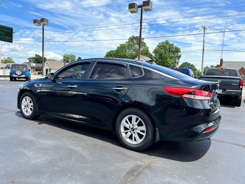 Kia Optima LX 2017