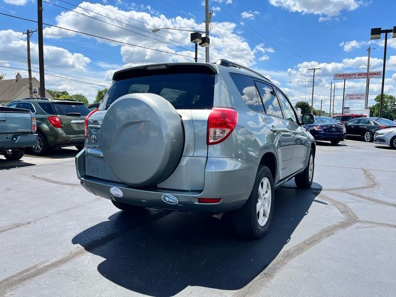 Toyota RAV4 Limited I4 2WD 2007