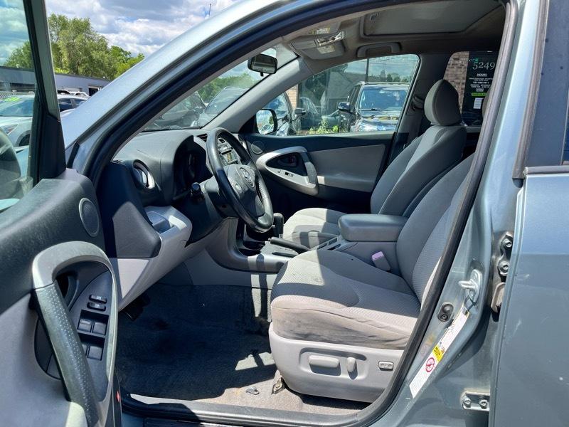 Toyota RAV4 Limited I4 2WD 2007
