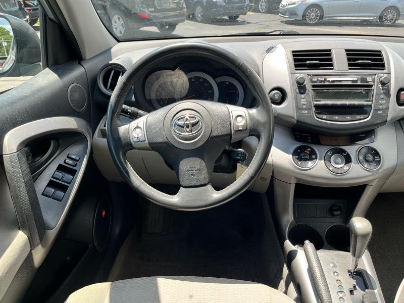 Toyota RAV4 Limited I4 2WD 2007