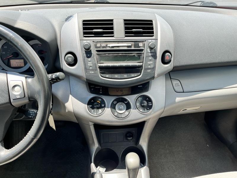 Toyota RAV4 Limited I4 2WD 2007