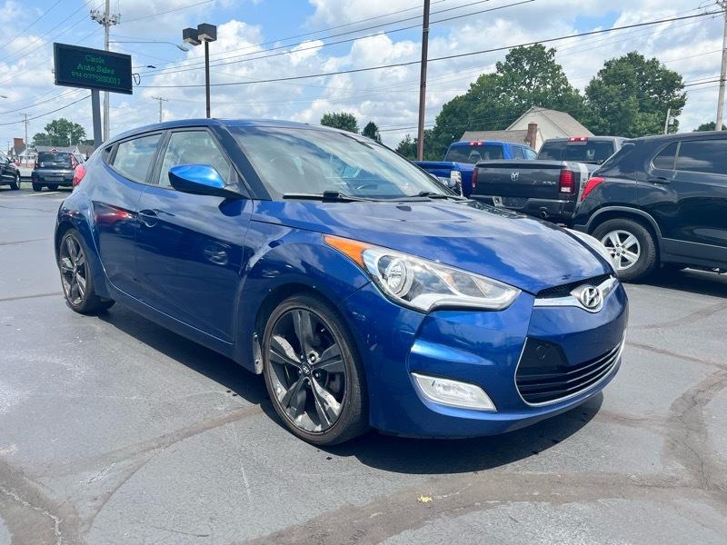 Hyundai Veloster Base 6MT 2017