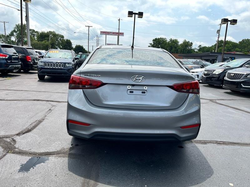 Hyundai Accent SE 4-Door 6A 2021