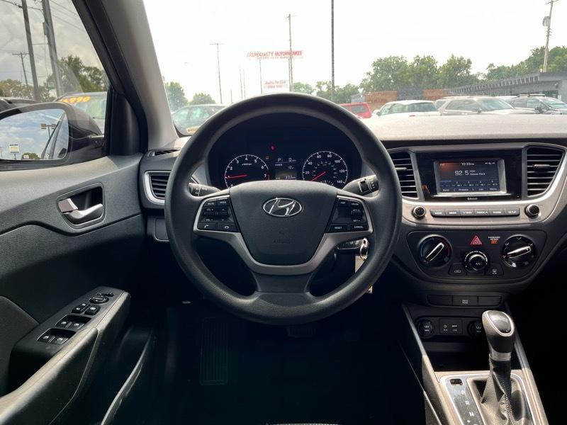 Hyundai Accent SE 4-Door 6A 2021