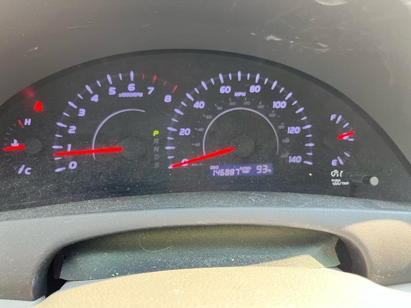 Toyota Camry Base 6-Spd AT 2011