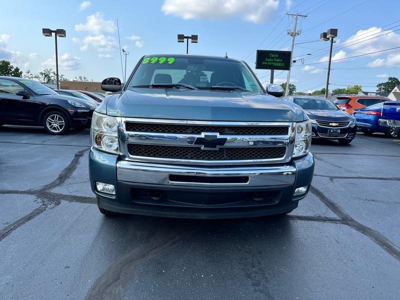 Chevrolet Silverado 1500 1LT Crew Cab 4WD 2011