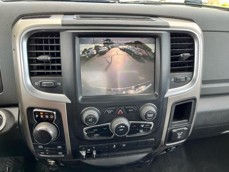 RAM 1500 4WD Quad Cab 140.5" Outdoorsman 2014