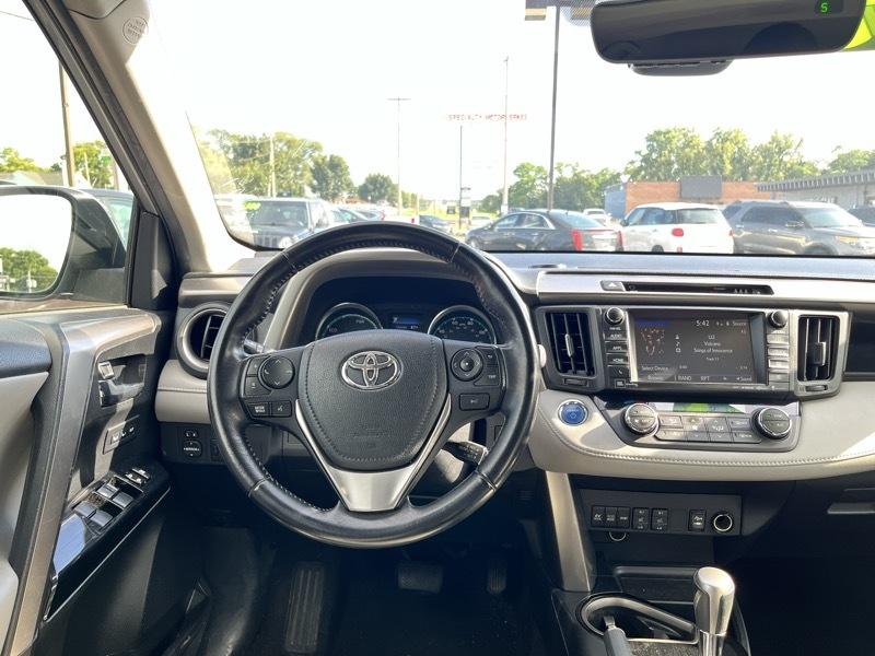 Toyota RAV4 Hybrid Limited 2017