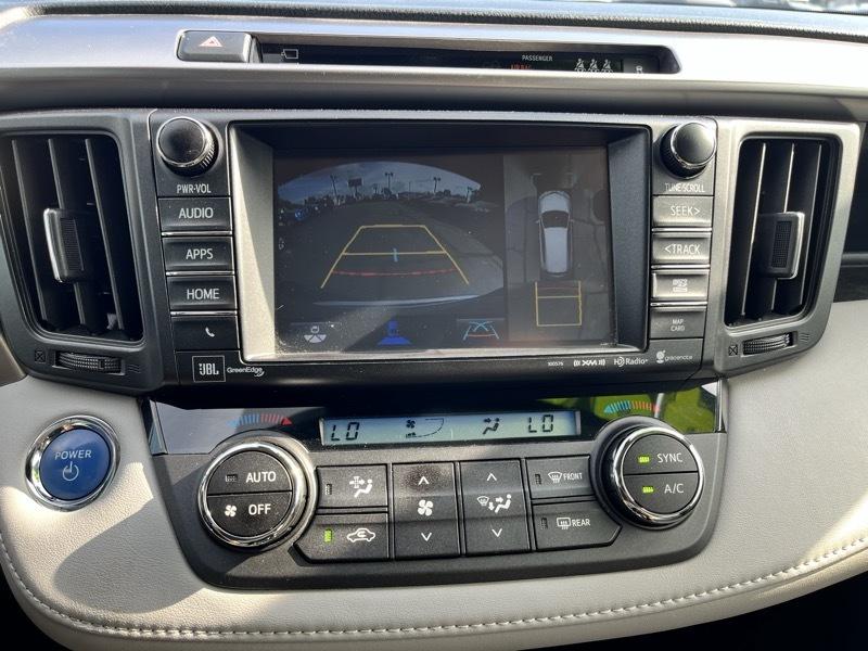 Toyota RAV4 Hybrid Limited 2017