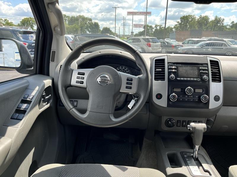 Nissan Frontier SL Crew Cab 4WD LWB 2014
