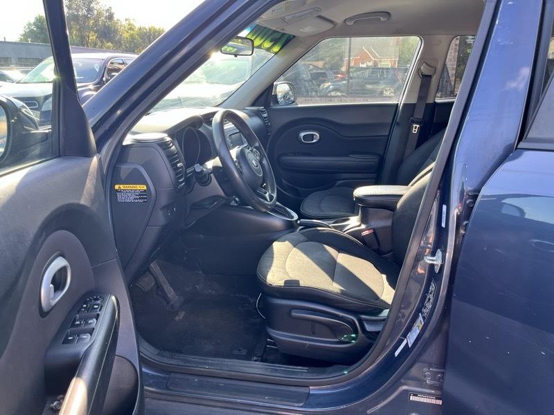 Kia Soul + w/Signature 2.0 Special Edition 2016