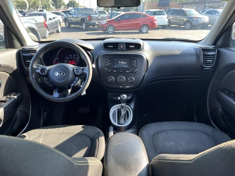 Kia Soul + w/Signature 2.0 Special Edition 2016
